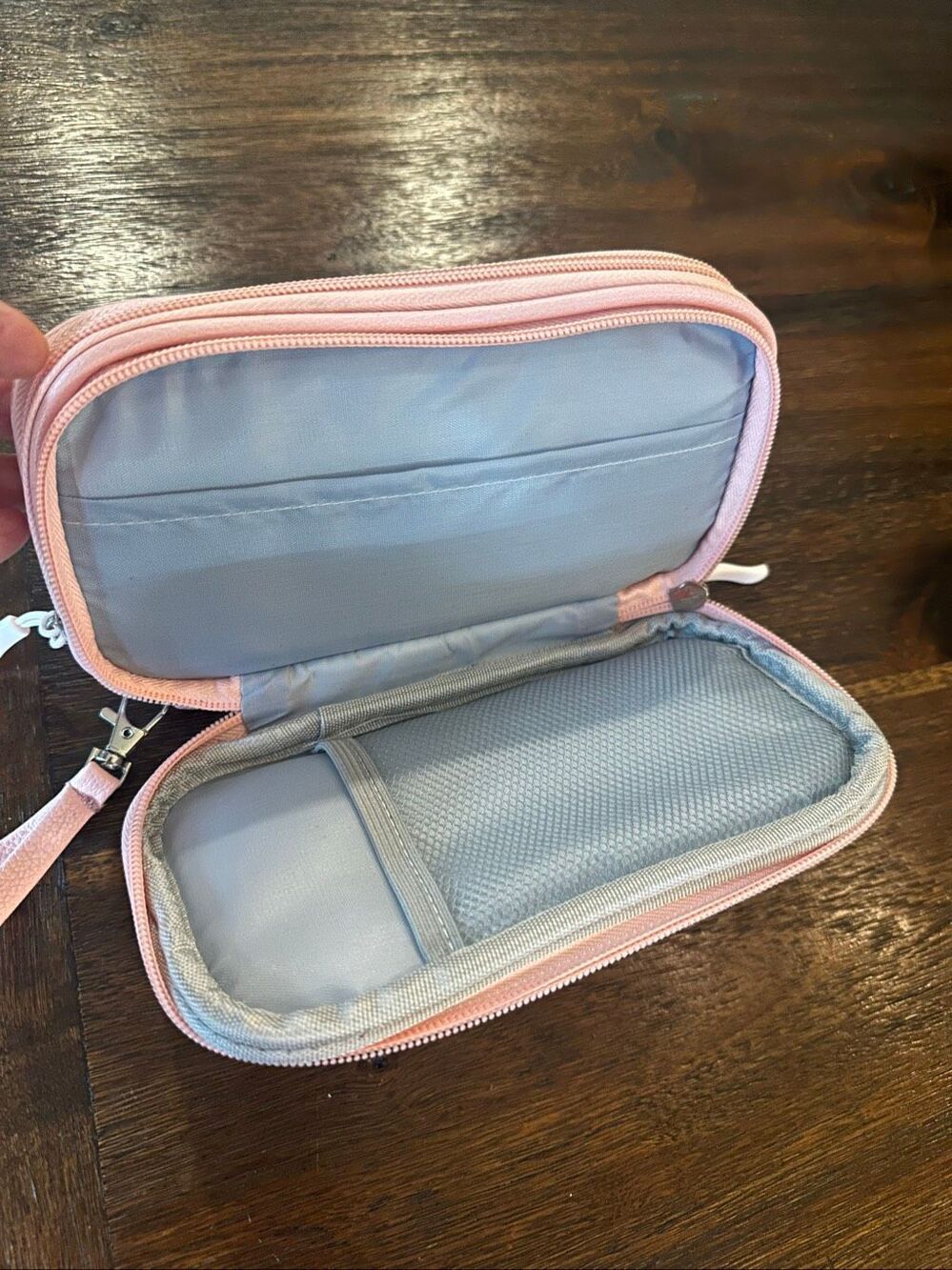Accessories case - Picture 2 of 6